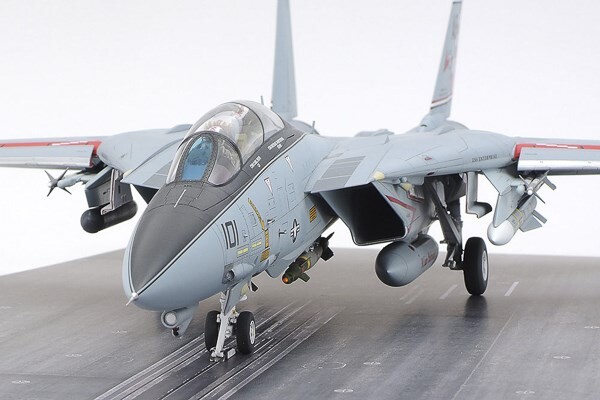 Tamiya - Grumman F-14A Tomcat Late Model Byggesæt - 1 48 - 61122