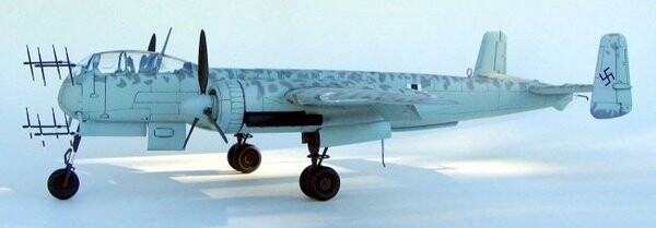 Tamiya - Heinkel He219 Uhu Modelfly Byggesæt - 1 48 - 61057
