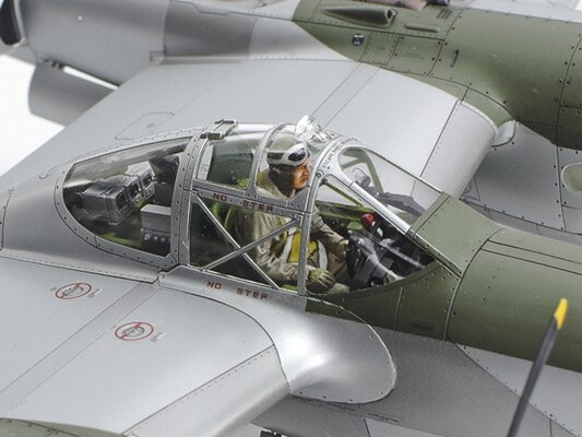 Tamiya - Lockheed P-38J Lightning Fly Byggesæt - 1 48 - 61123