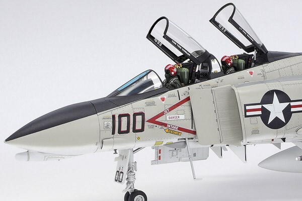 Tamiya - F-4B Phantom Ii Modelfly Byggesæt - 1 48 - 61121