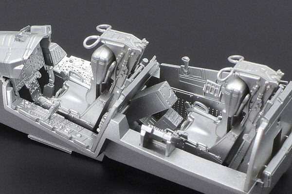 Tamiya - F-4B Phantom Ii Modelfly Byggesæt - 1 48 - 61121