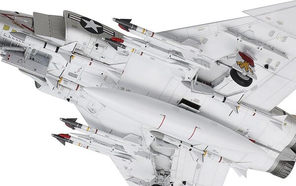 Tamiya - F-4B Phantom Ii Modelfly Byggesæt - 1 48 - 61121