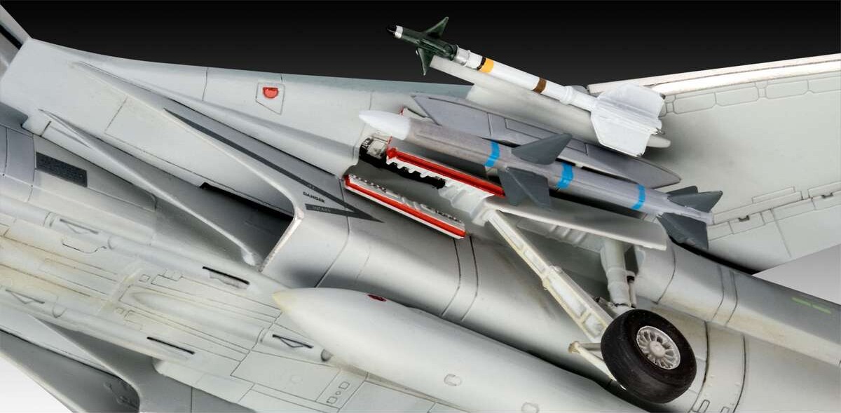 Revell - Fa-18E Super Hornet F-14D Tomcat - 1 72 - Level 4 - 05677