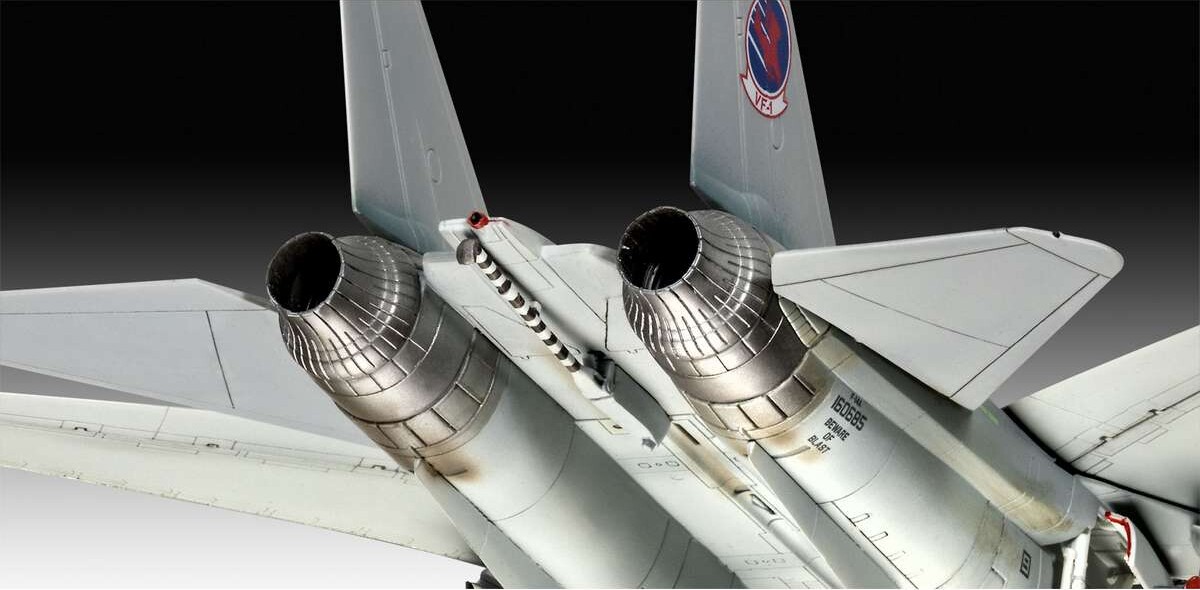 Revell - Fa-18E Super Hornet F-14D Tomcat - 1 72 - Level 4 - 05677