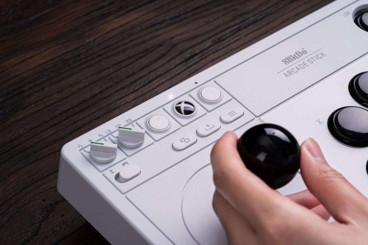 8Bitdo - Arcade Stick 24G - Controller Til Xbox Pc - Hvid