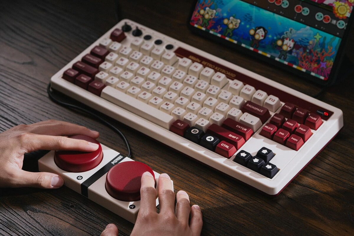 8Bitdo Mechanical Keyboard Fami Ed