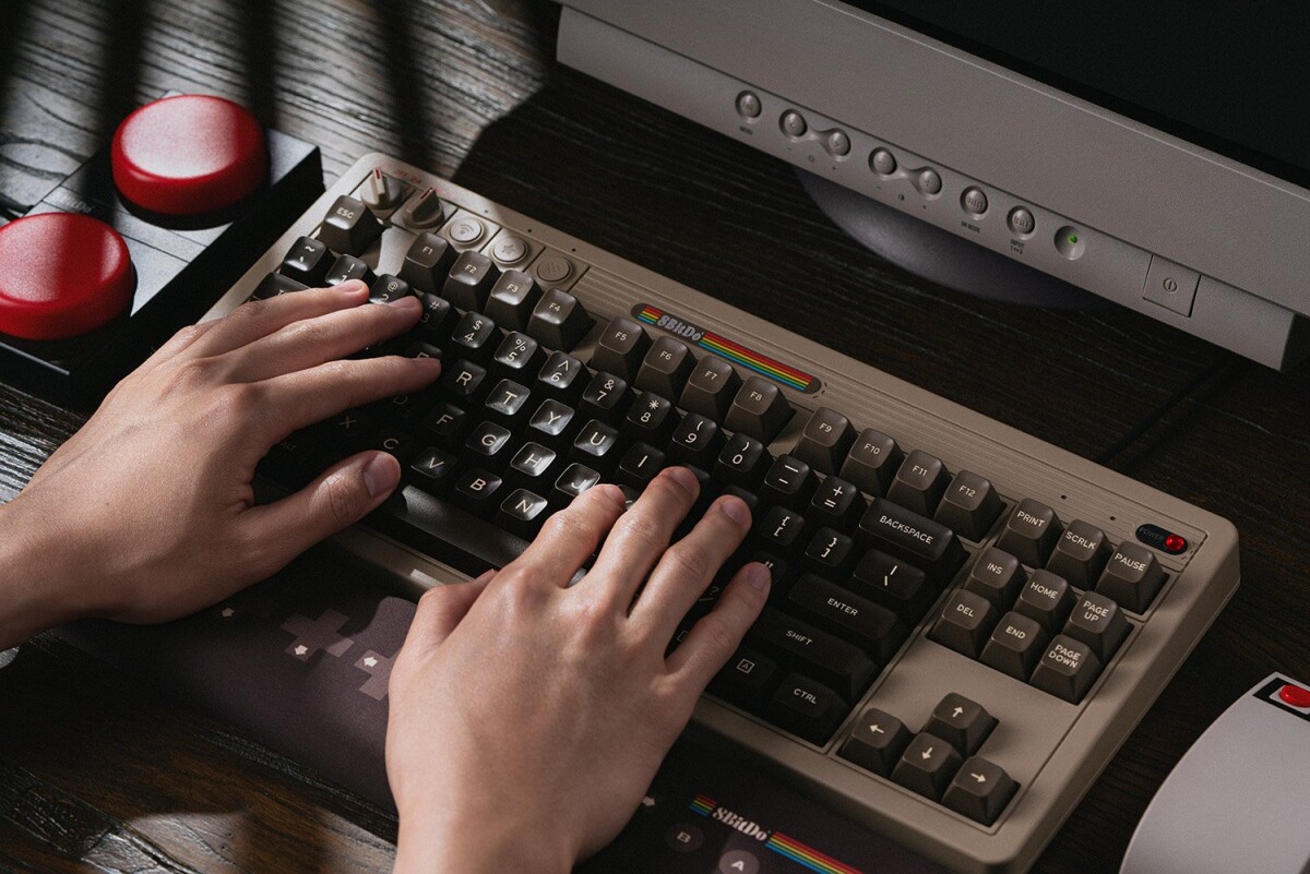 8Bitdo - Mechanical Keyboard M Ed