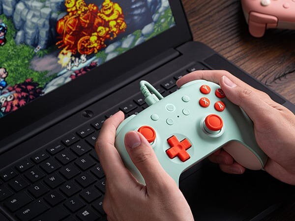 8Bitdo Ultimate 2C Wired Pad Mint