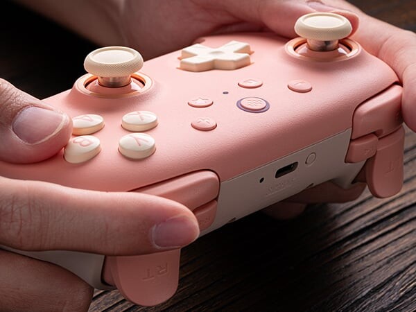 8Bitdo Ultimate 2C Wireless Pad Peach