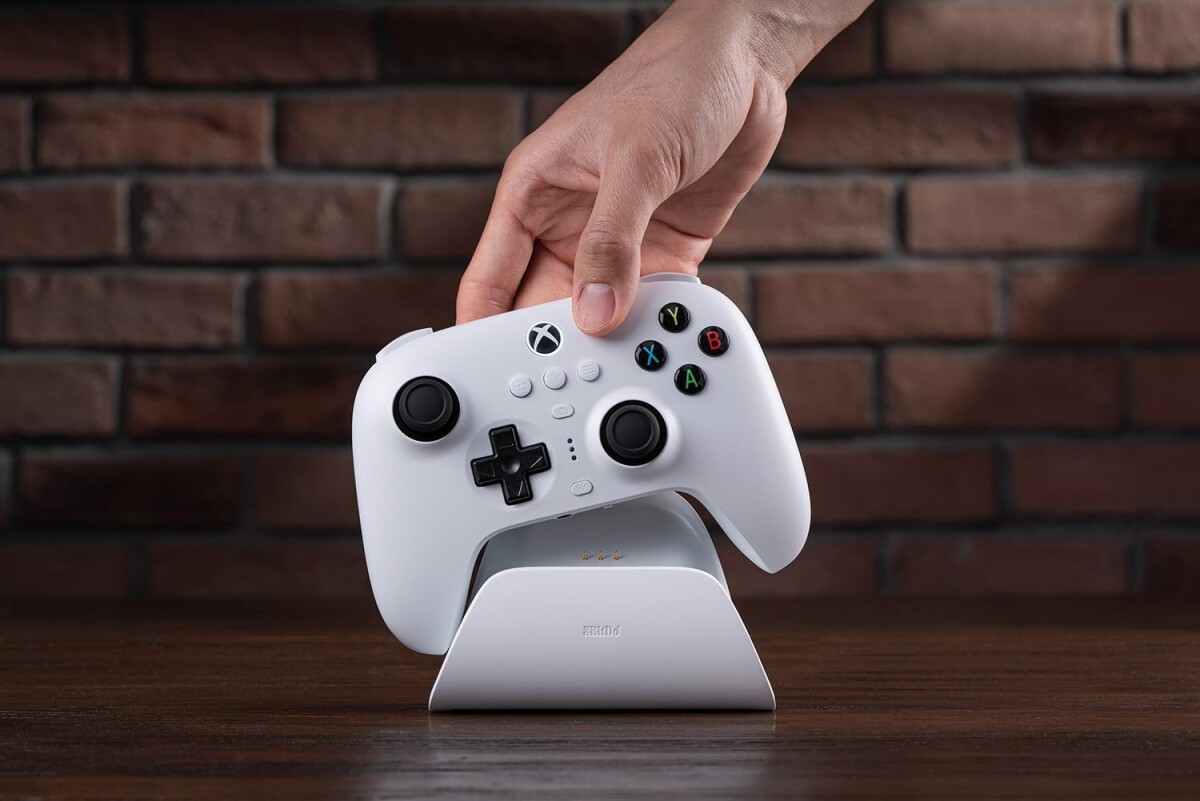 8Bitdo Ultimate 3-Mode Xbox Gamepad White