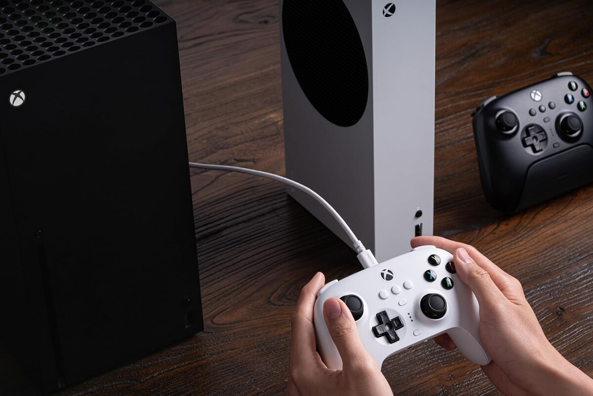 8Bitdo Ultimate 3-Mode Xbox Gamepad White
