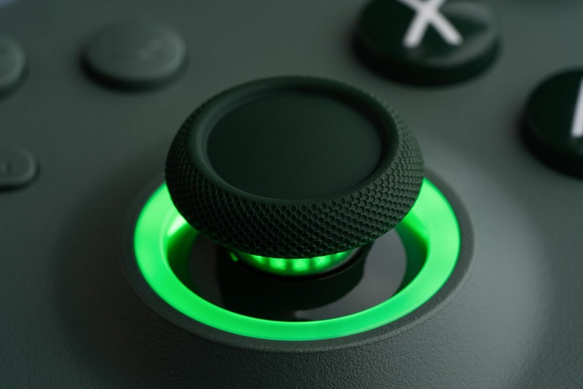 8Bitdo Ultimate C Wired Xbox Gamepad Dark Green