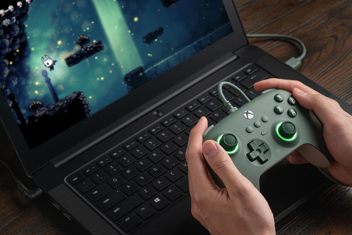 8Bitdo Ultimate C Wired Xbox Gamepad Dark Green