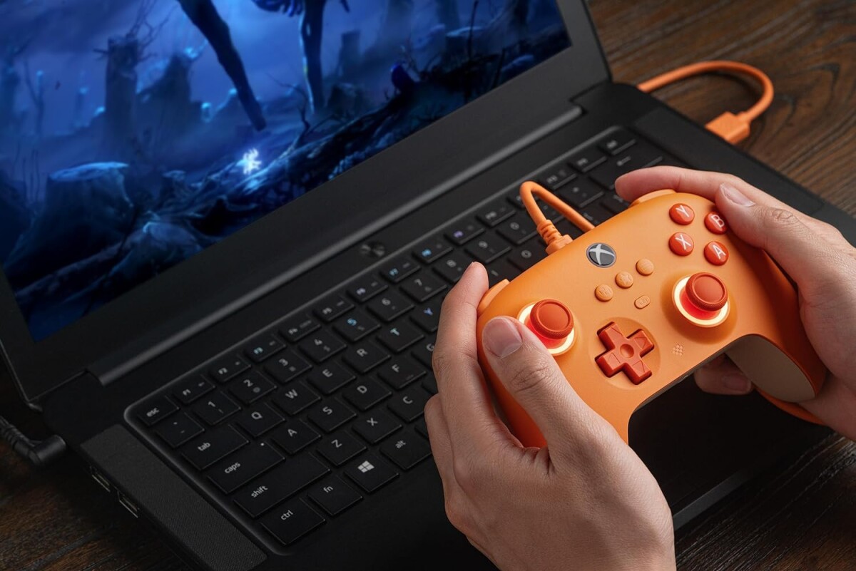 8Bitdo Ultimate C Wired Xbox Gamepad Orange