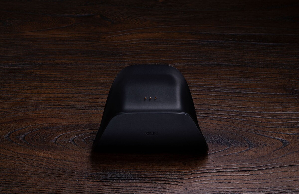 8Bitdo - Ultimate Trådløs Controller Inkl Ladestation - Bluetooth - Sort