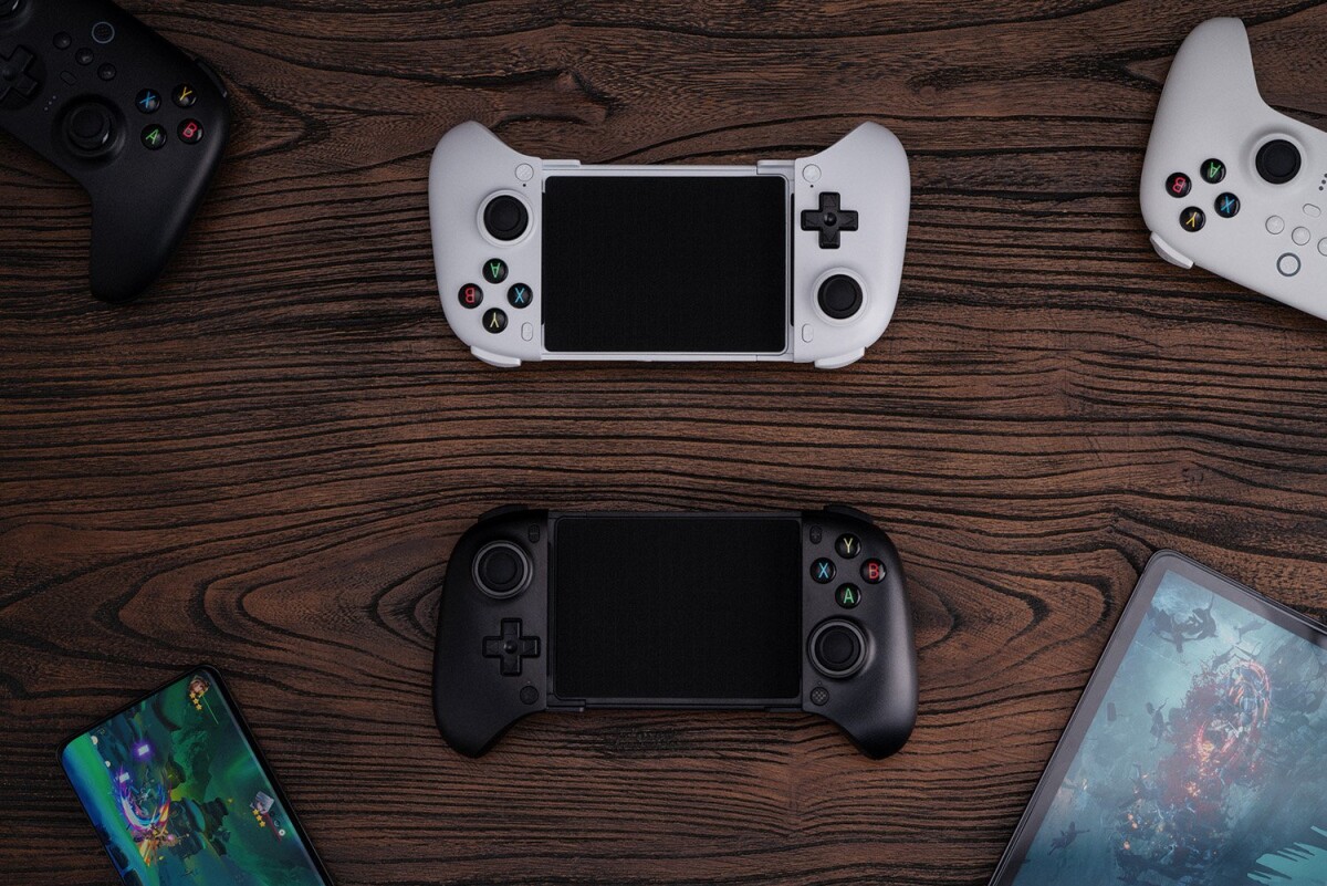 8Bitdo Ultimate Mobile Gaming Controller Black