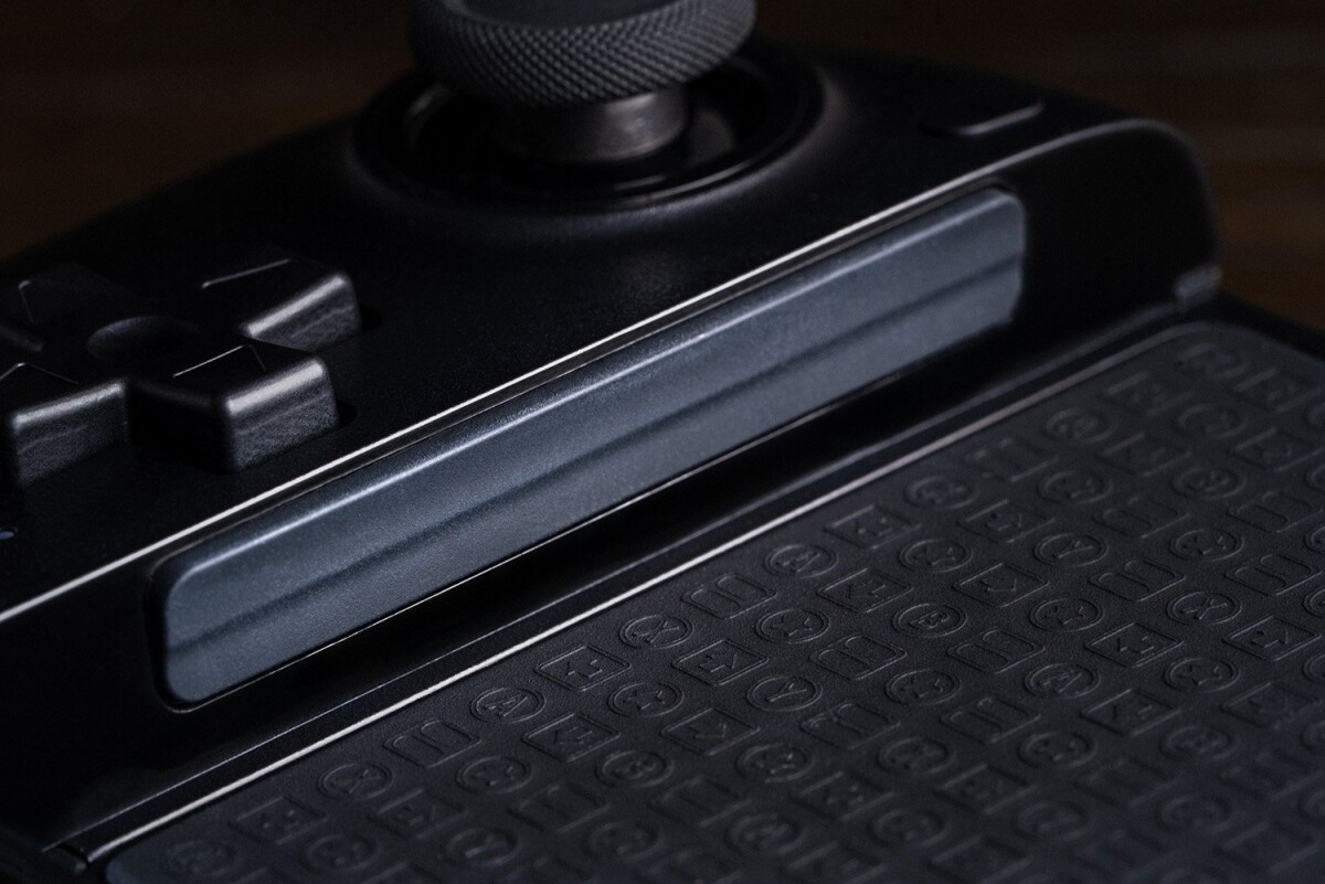 8Bitdo Ultimate Mobile Gaming Controller Black