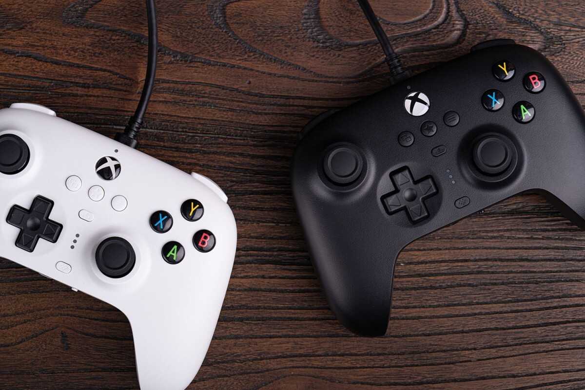 8Bitdo Ultimate Wired Controller For Xbox Hall Edblack