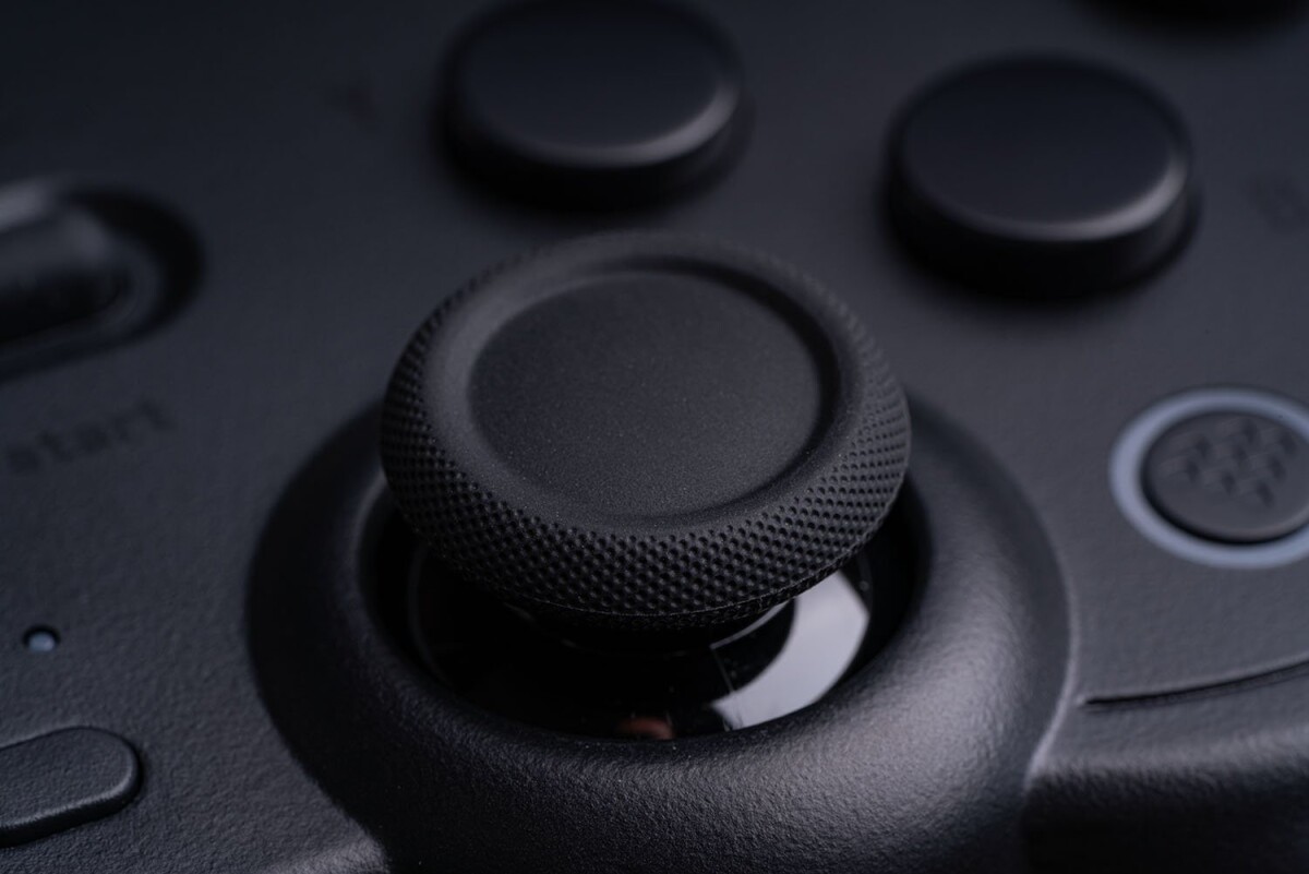 8Bitdo Ultimate Wired Controller For Xbox Hall Edblack