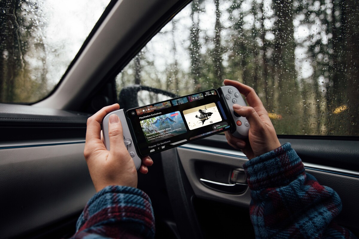 Backbone - One Mobile Gaming Controller Til Iphone - Playstation Edition