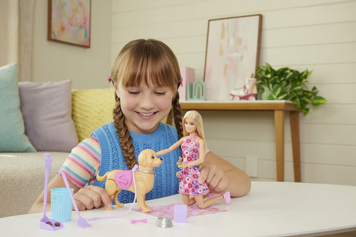 Barbie Jjb46 - Walk Potty Pup Malibu Dukke - Family Friends