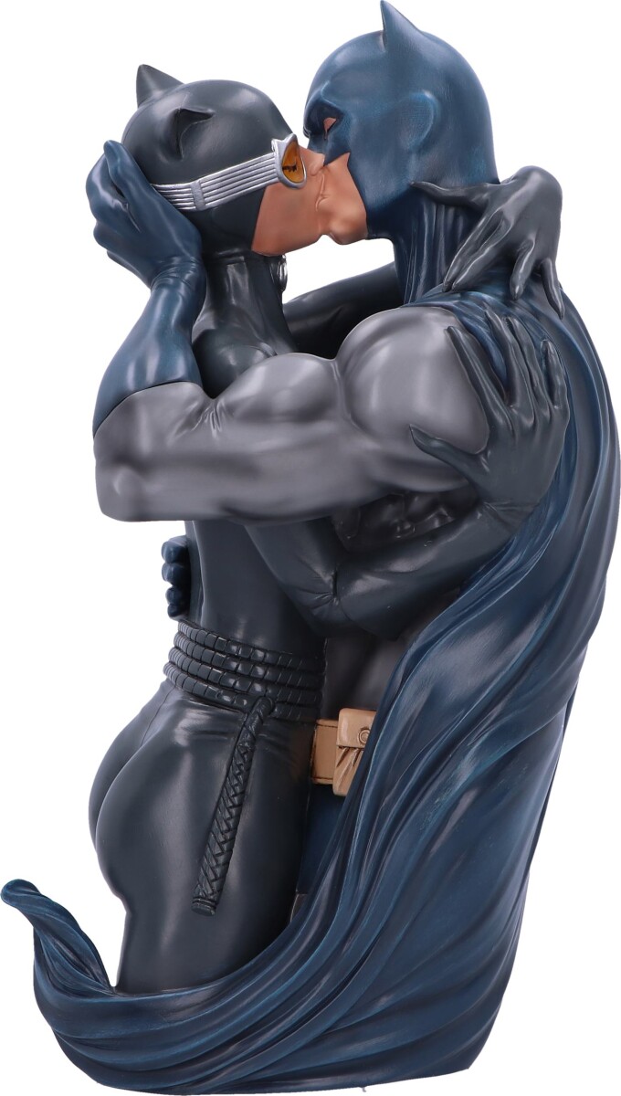Batman And Catwoman Kiss Statue - 34 Cm - Nemesis Now