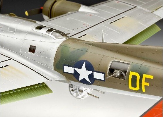 Revell - B-17G Flying Fortress Modelfly Byggesæt - 04283