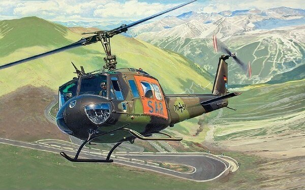 Revell 04444 U2013 Bell UH-1D SAR 1:72