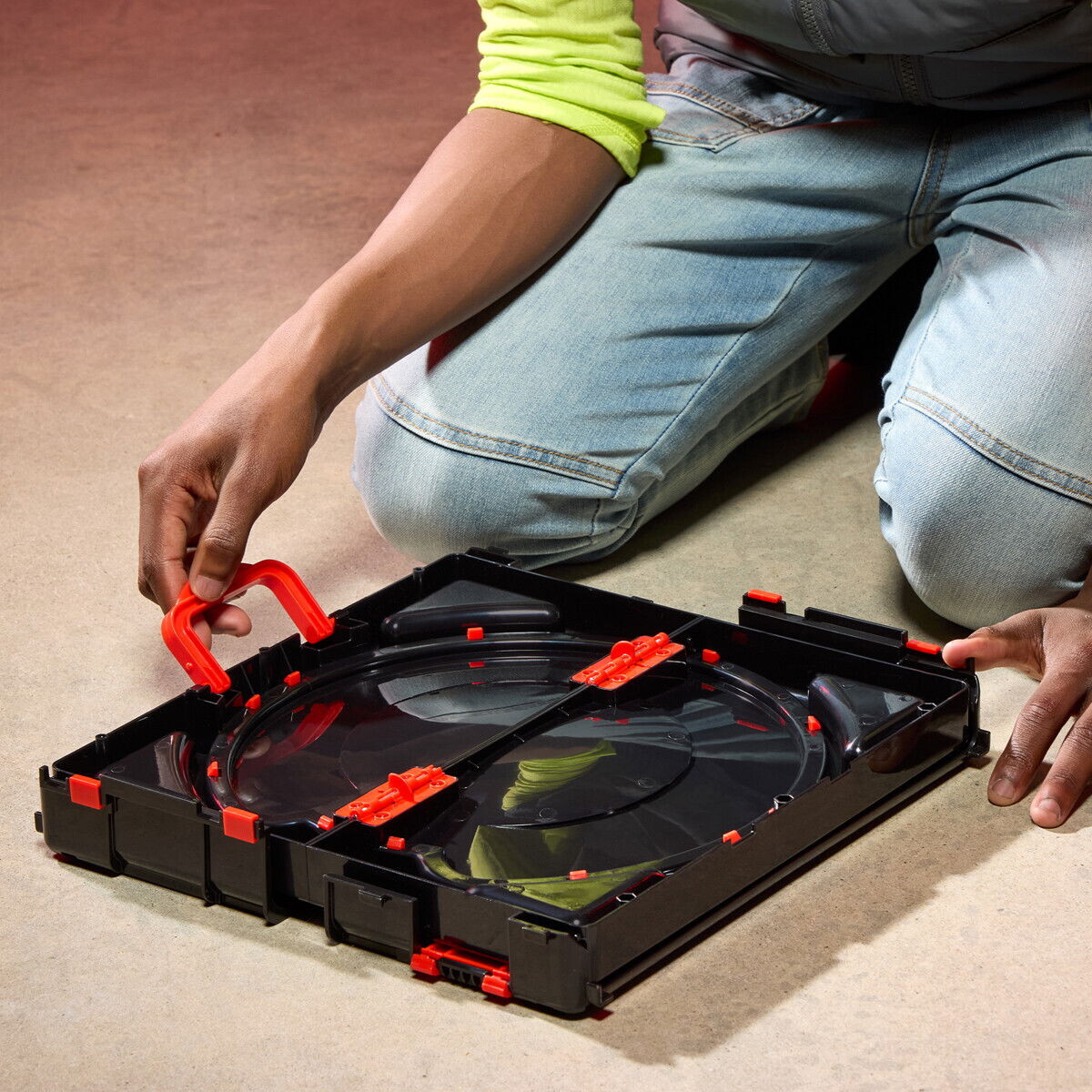 Beyblade X - Clash Carry Beystadium - Hasbro G0841