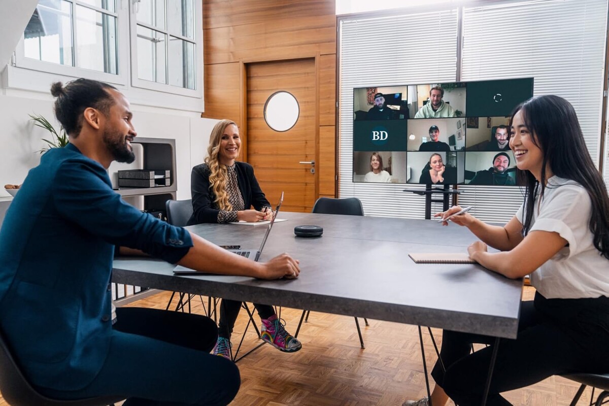 Beyerdynamic - Space Wireless Bluetooth Speakerphone