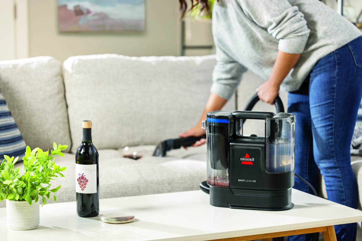 Bissell - Spotclean C5 Select - Effektiv Og Kompakt Pletfjerner Til Tæpper