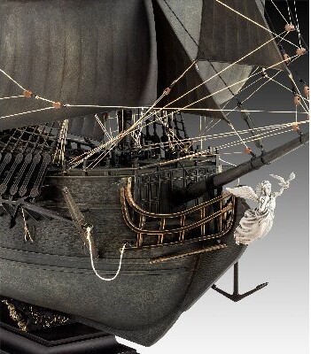 Revell 05699 - Pirates Black Pearl Byggesæt - Level 5 - 1 72