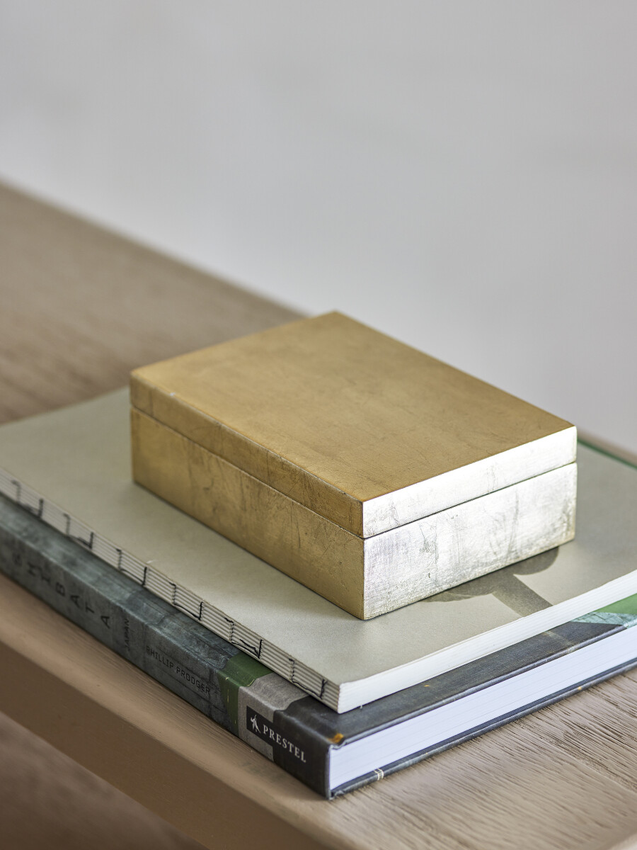 Bloomingville - Nenon Æske Med Låg - Guld - Mdf - 15 5X5X11 Cm
