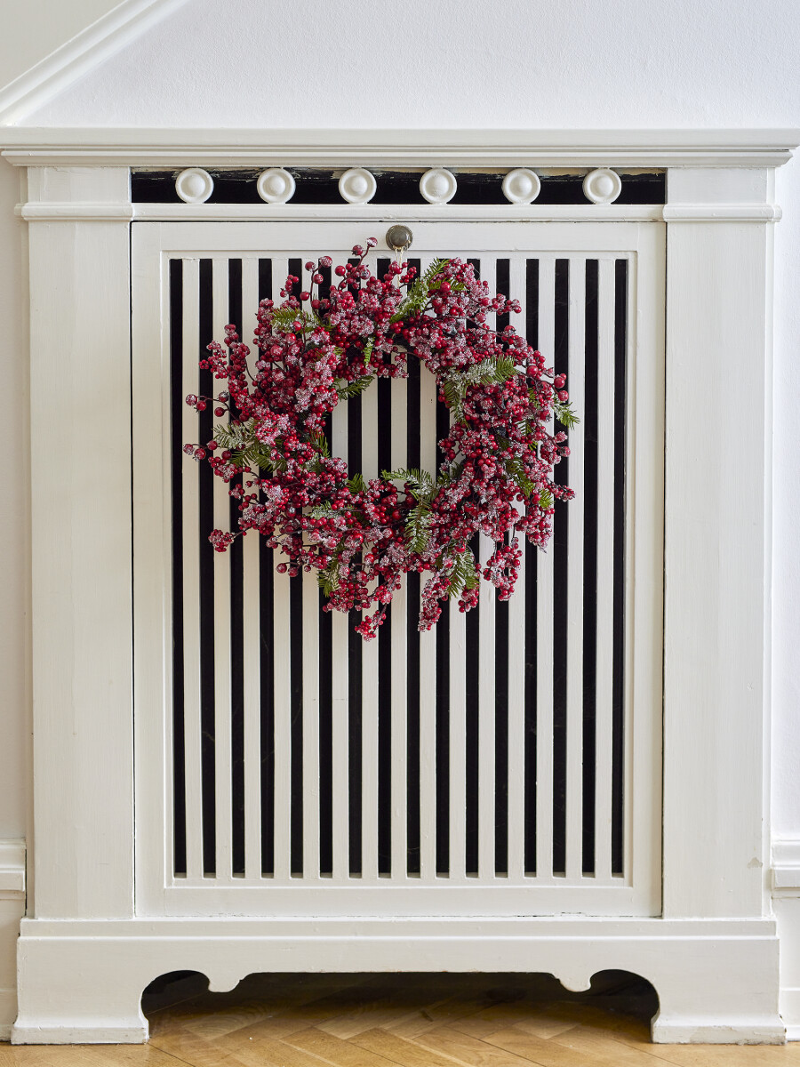 Bloomingville - Winter Berry Kunstig Krans Med Blomster - Ø 51 Cm
