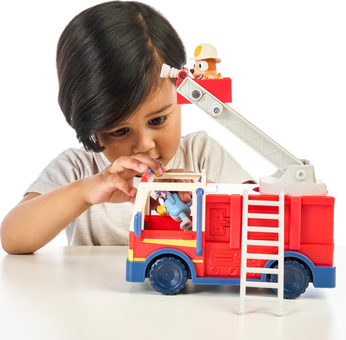 Bluey - Firetruck Legesæt Med Figurer