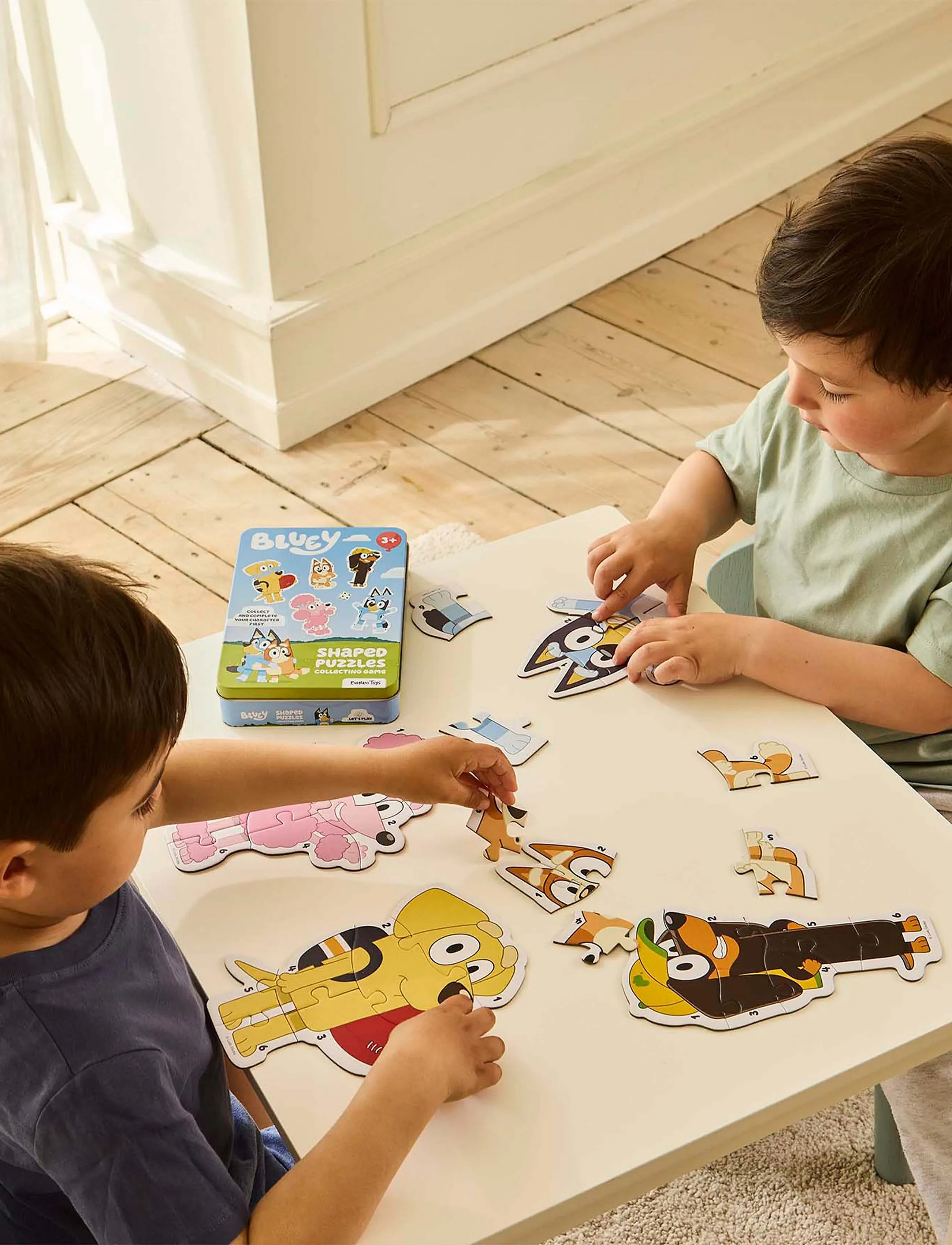 Bluey - Shaped Puzzles - Puslespil I Tin Æske - Barbo Toys