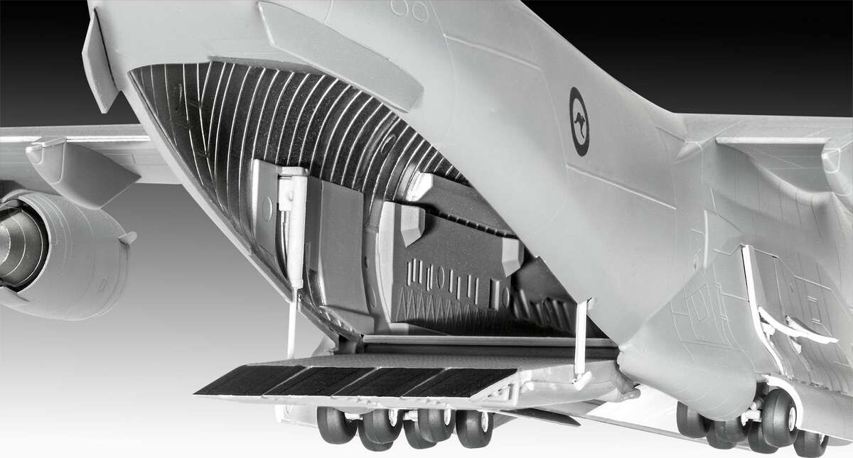Revell 03747 - Boeing C-17A Globemaster Iii - Build Paint - 1 144