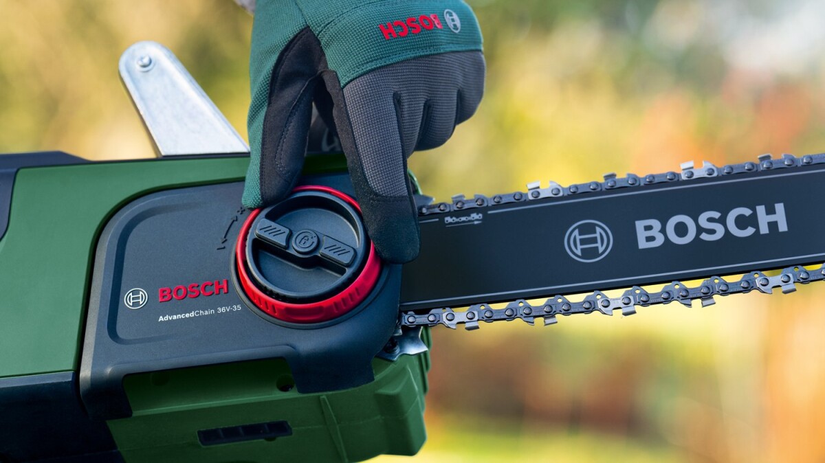 Bosch - Batteryidrevet Kædesav 36V 20Ah Batteri Lader Medfølger