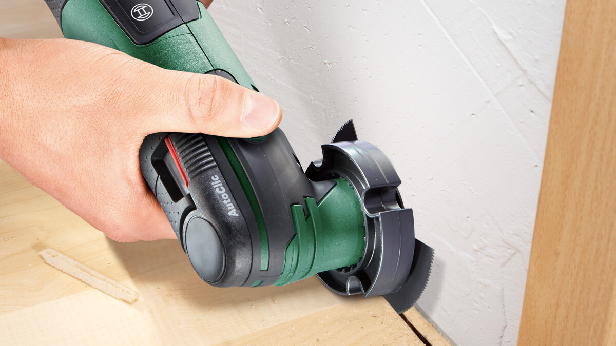 Bosch Diy - Batteridrevet Multifunktionsværktøj 18V Med Autoclic-System