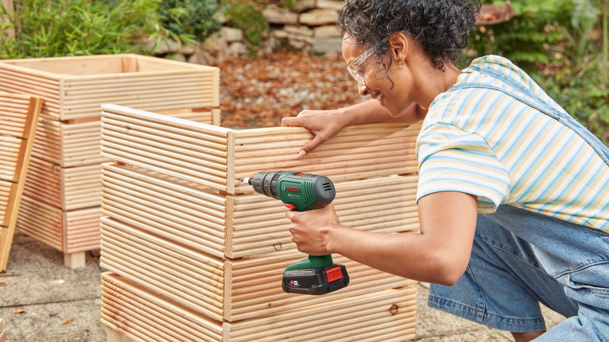 Bosch - Easyimpact 18V-40 Skruemaskine Systembox Batteri Lader Inkluderet