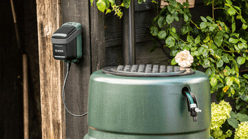 Bosch - Gardenpump 18V-2000 Batteri Ikke Inkluderet