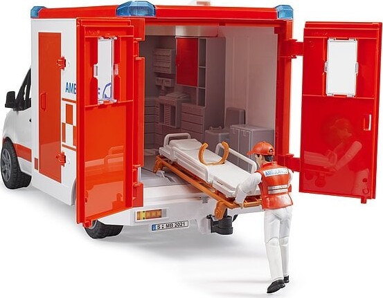 Bruder - Mercedes Ambulance Med Figur - 2676