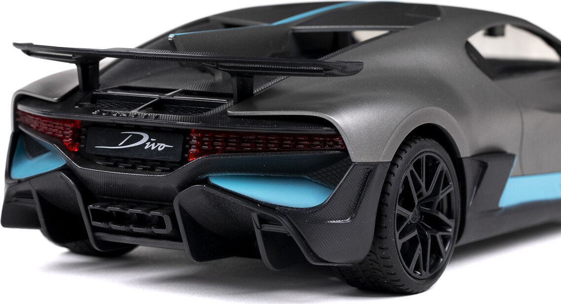 Bugatti Divo - Rc Fjernstyret Racerbil - 1 16 - 2 4 Ghz - Grå
