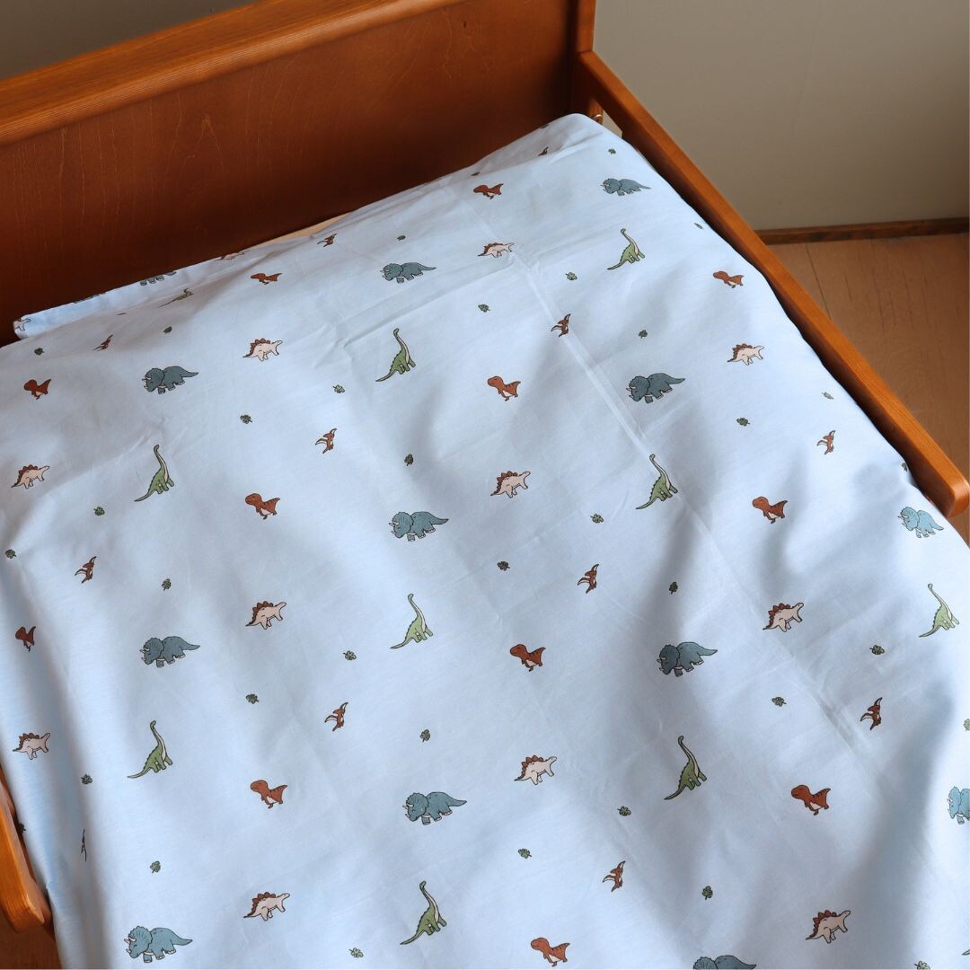 By Mats - Mini Dino Sengesæt - 100X140 Cm X 40X45 Cm