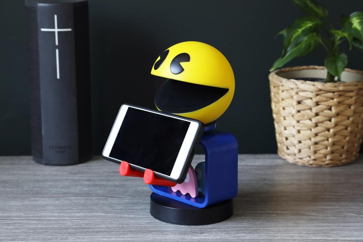Cable Guys - Pac Man Cable Guy