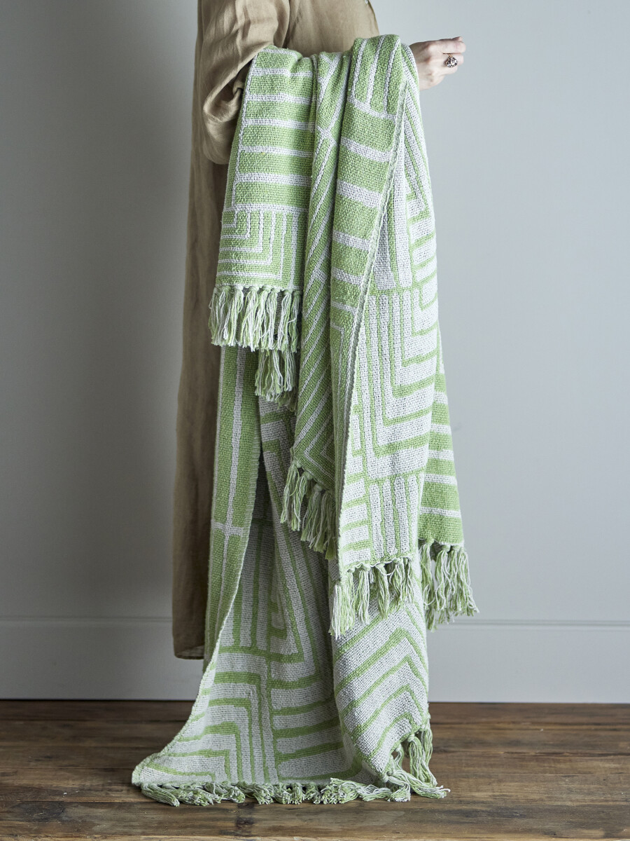 Creative Collection - Velva Plaid - Grøn - Bomuld - 160X130 Cm