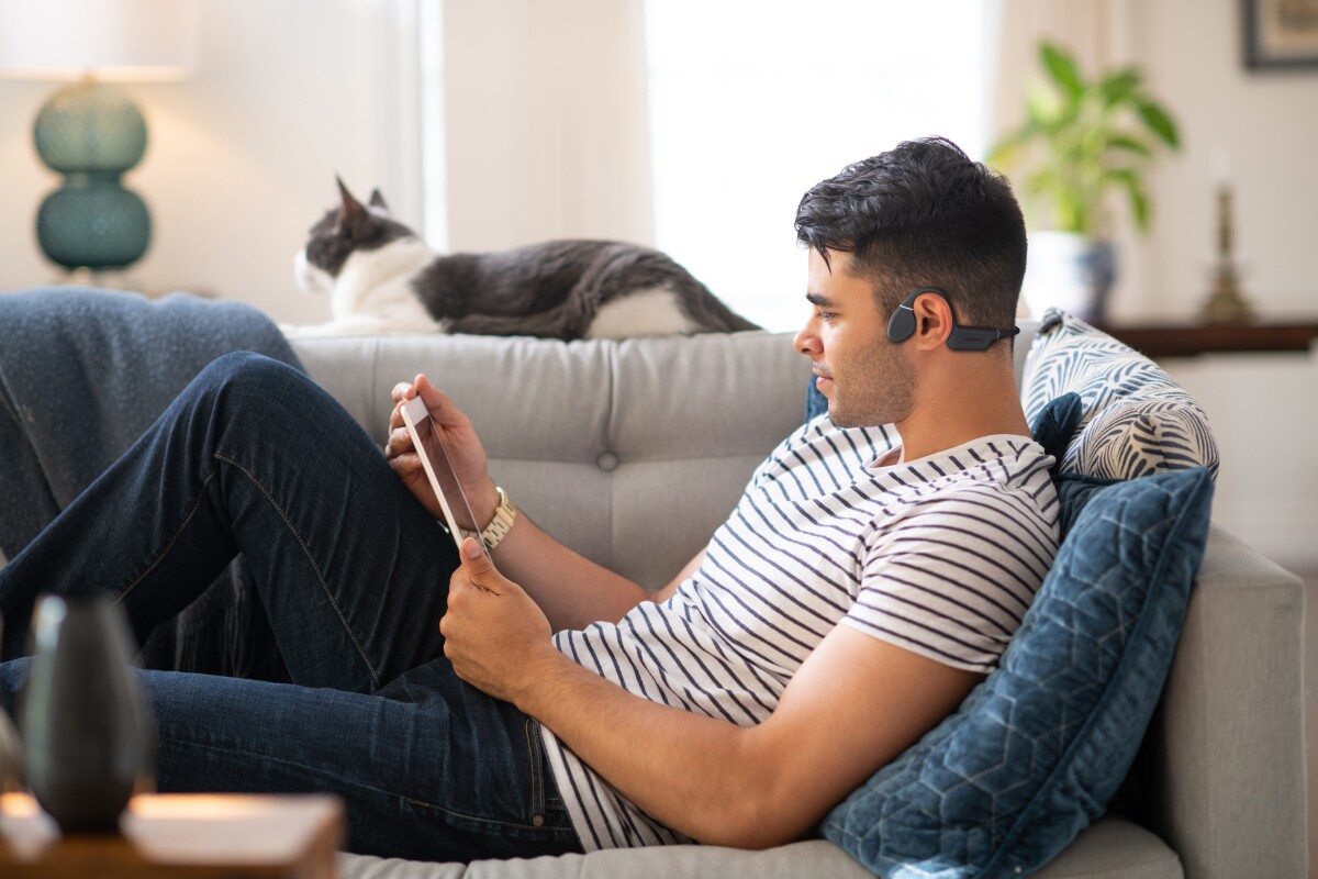 Creative - Outlier Free Trådløse Høretelefoner - Bone Conduction