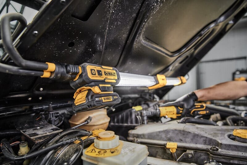 Dewalt Dcl045-Xj Xr Cordless Led Work Light For