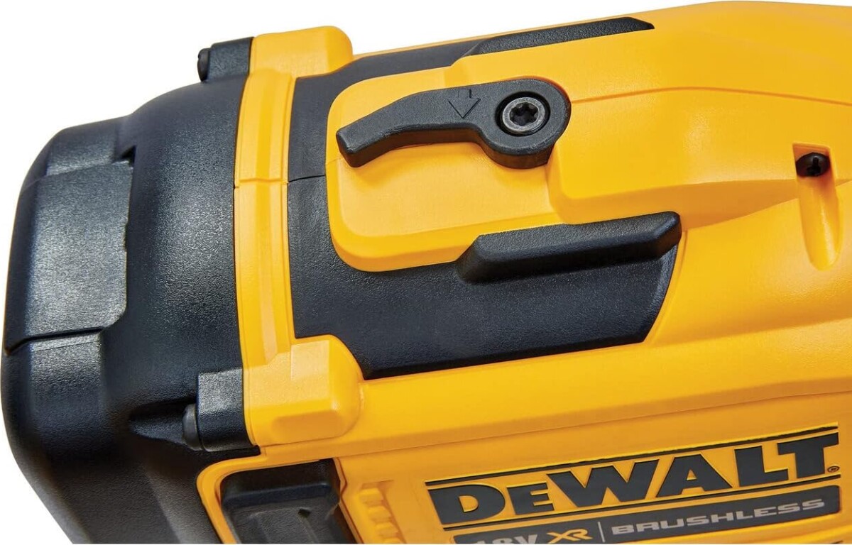 Dewalt Dcn45Rnn-Xj 18V Xr Cordless Roofing Nailer - Bare Unit
