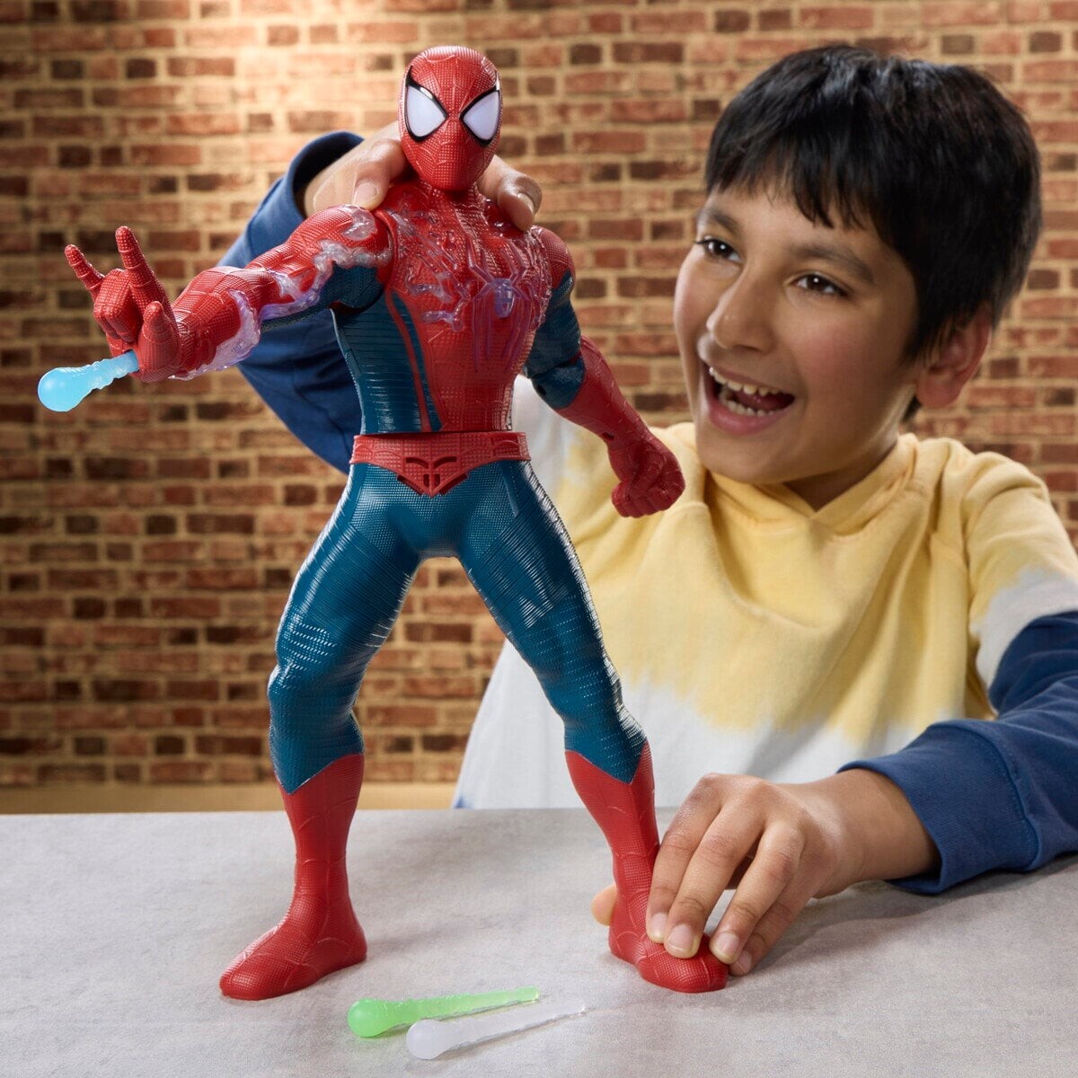 Disney - Spider-Man Movie Power Charger Spider-Man 36Cm